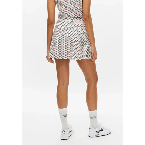 Amy Skort