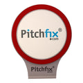 Pitchfix.com Smartwatch oder tragbares Gerät mit rotem Rand und grauem Armband auf neutralem beigem Hintergrund