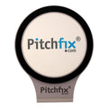 Pitchfix.com Smartwatch mit schwarzem Gehäuse und grauem Armband auf neutralem Hintergrund. Das Display zeigt das Pitchfix-Logo mit blauem und grauem Text.