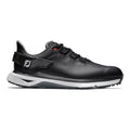 Schwarzer FootJoy Golfschuh mit modernem Design und weißer Sohle