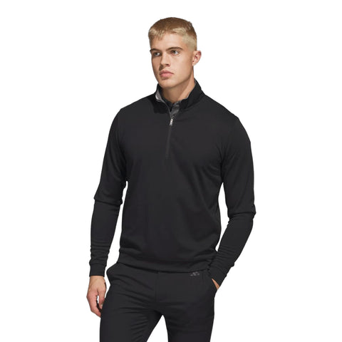 Schwarzer Herren-Pullover mit kurzem Reißverschluss und schlanker Passform