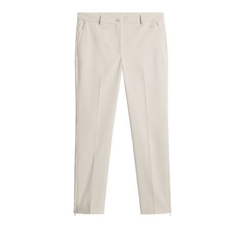 Pia Pant