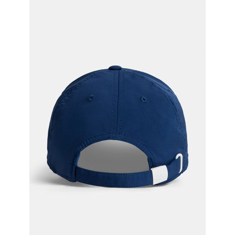 Angus Cap
