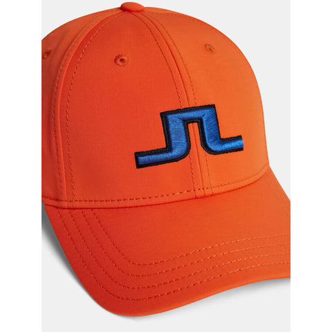 Angus Cap
