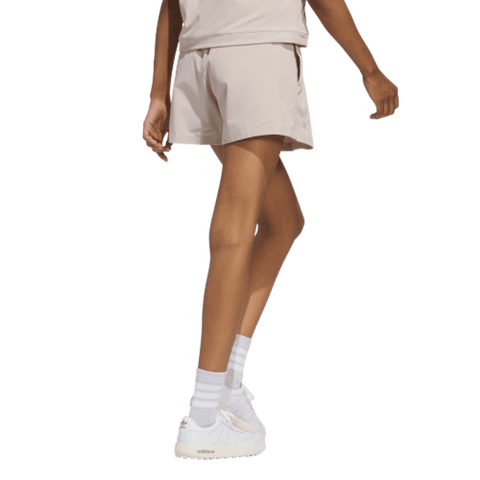 Go-To Pleated Short