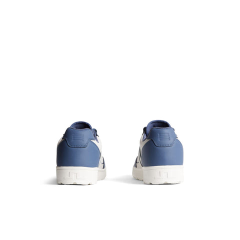 Ace Low-Top Golf Sneaker
